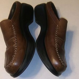 DANSKO CLOGS/MULES SZ 40 BROWN LEATHER